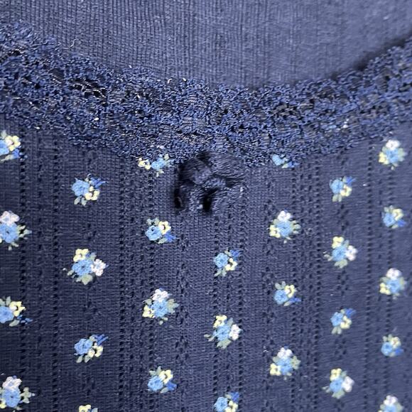 Gap Body Pointelle Knit Lace Trim Baby Tee Womens M Y2K Floral Dainty Coquette - Picture 2 of 5